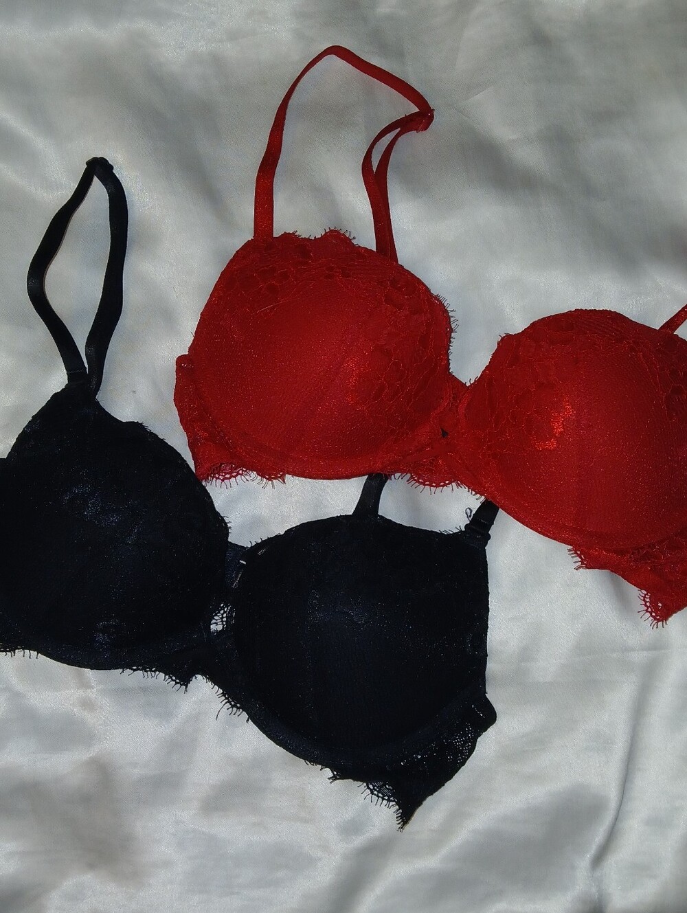 2 Bras Ambrielle The Lace Plunge Push Up Bra, Black & Red